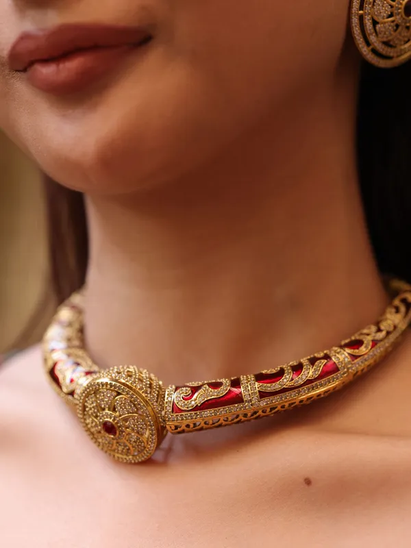 Crimson_Aura_Meenakari_Necklace_Set