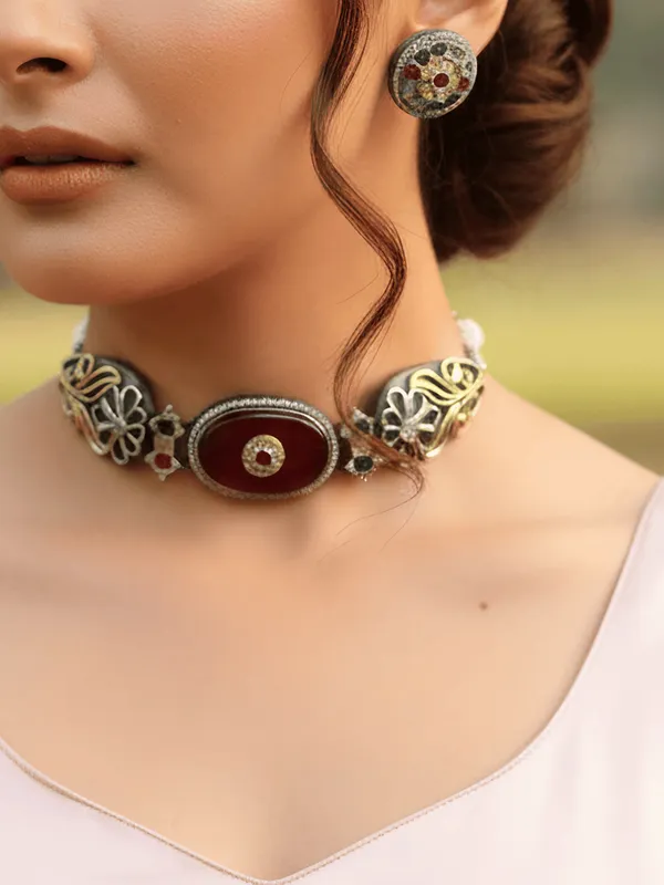 Crimson_Crown_Enamel_Choker_Set