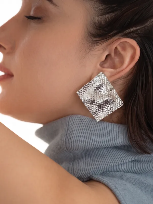 Crystal_Square_Earrings_