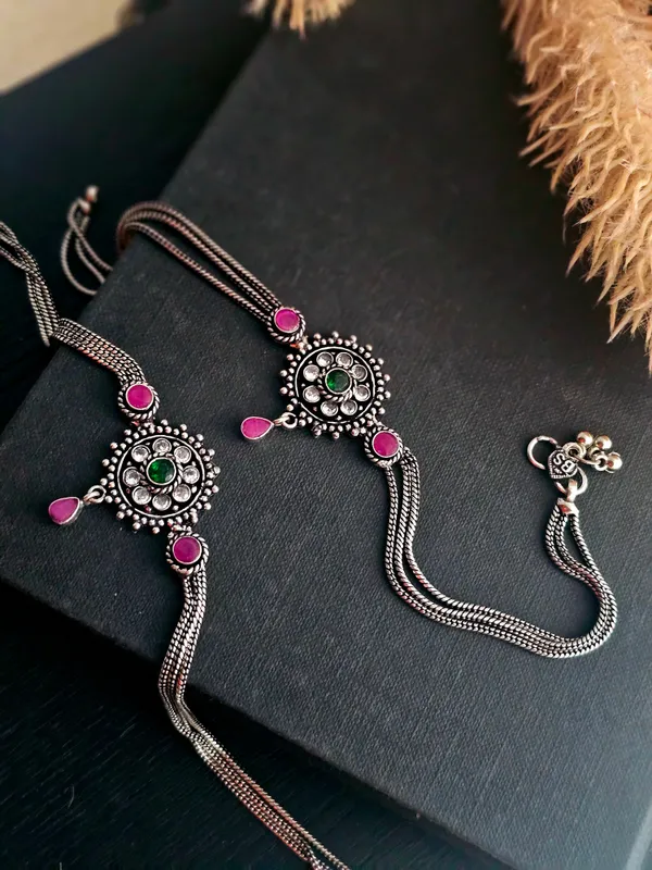 Kavya_Bloom_Anklet