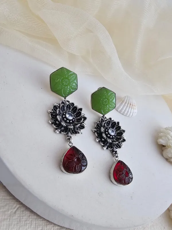 Silver_plated_german_silver_green_drop_earring