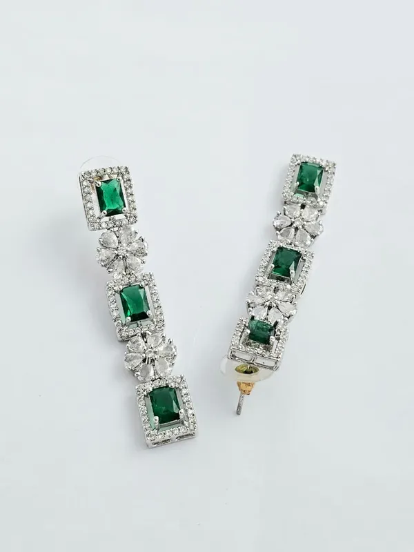 Viridian_Charm_Necklace_Set