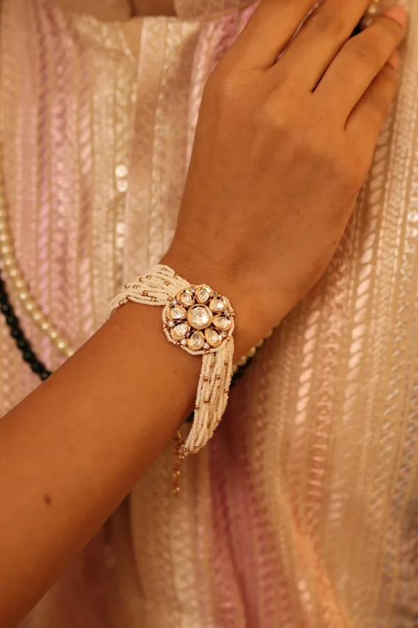 Elara_Grace_Bracelet