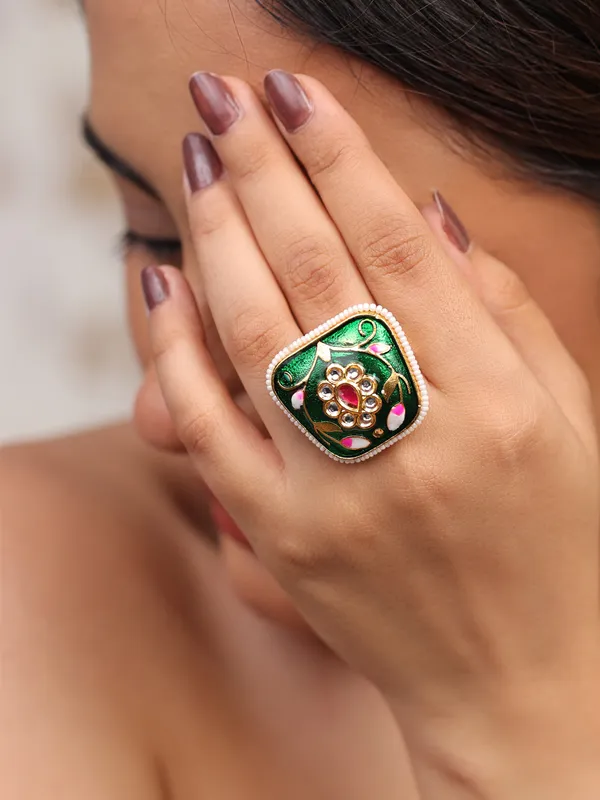 Emerald_Echo_Ring