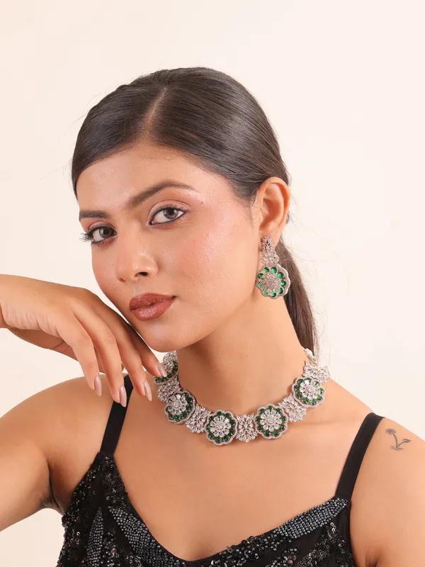 Emerald_Flora_AD_Necklace_Set