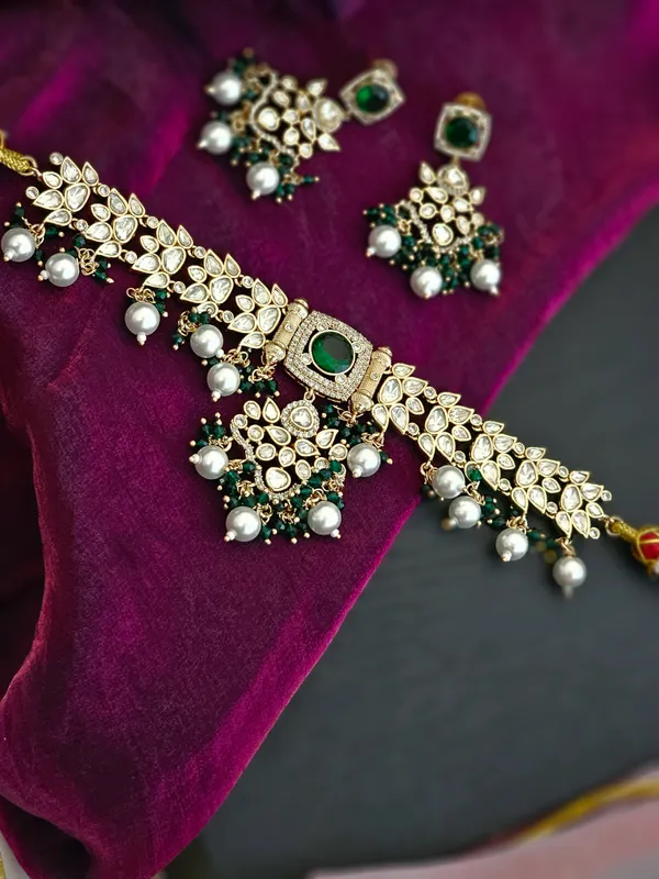Emerald_Radiance_AD_Necklace