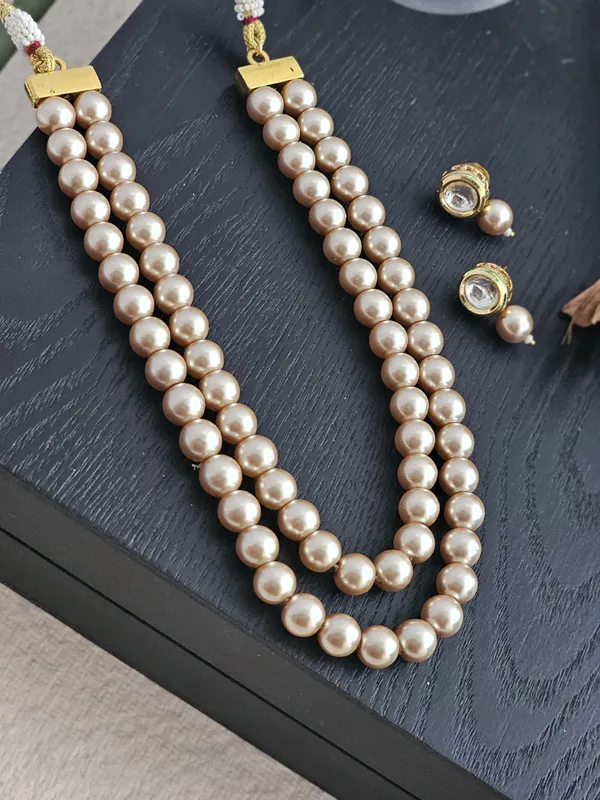 Double-Strand_Pearl_Necklace