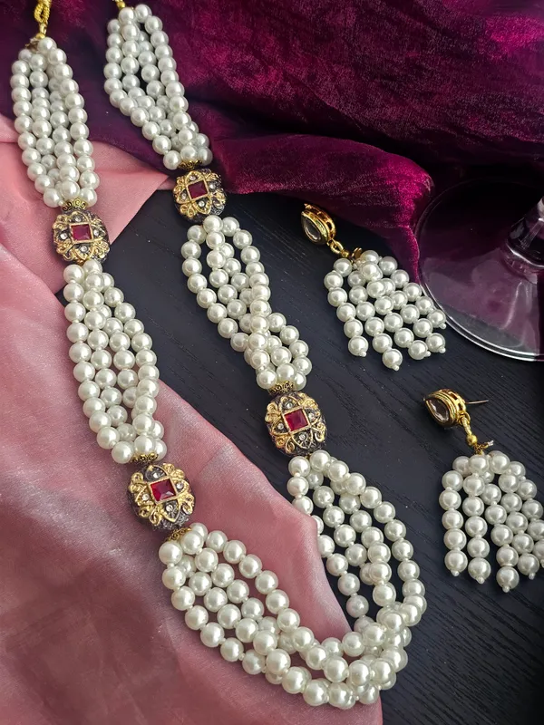 Semi-Precious_Pearl_Necklace