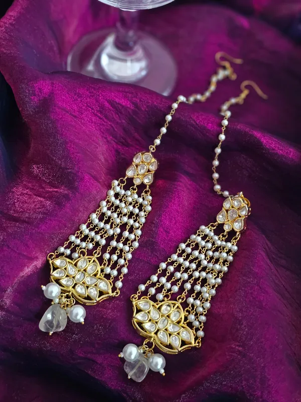 Jhumar_Pearl_Drop_Earrings