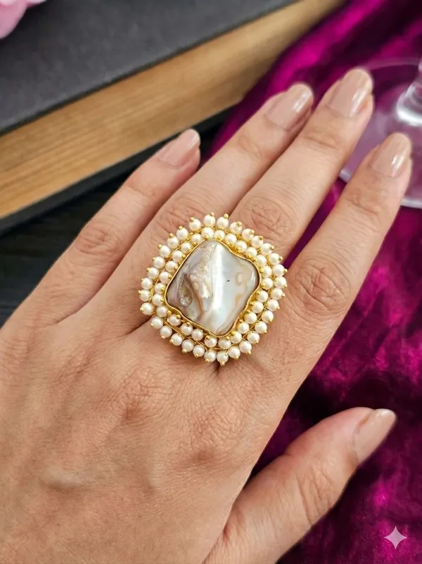 Mother_of_Pearl_Adjustable_Finger_Ring