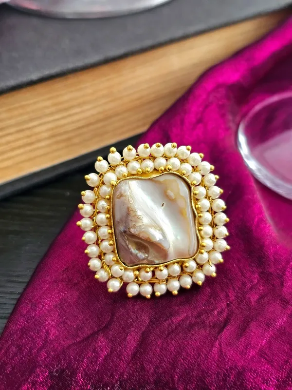 Mother_of_Pearl_Adjustable_Finger_Ring