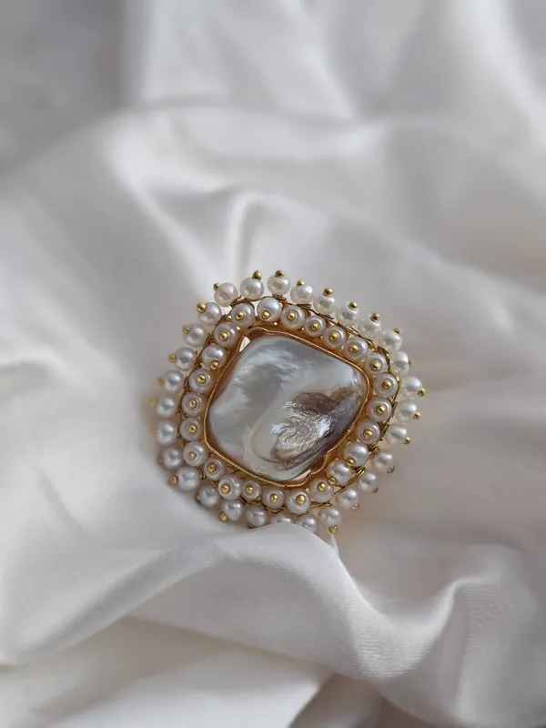 Mother_of_Pearl_Adjustable_Finger_Ring
