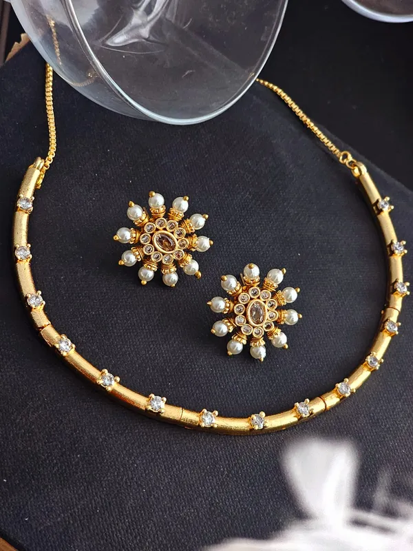 BINNI Binnis Wardrobe Sundarika Golden Stone Necklace Set Price in