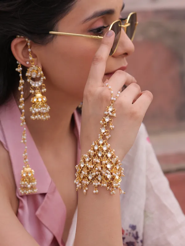 Inakshi_Pachi_Kundan_Hathphool_Bracelet
