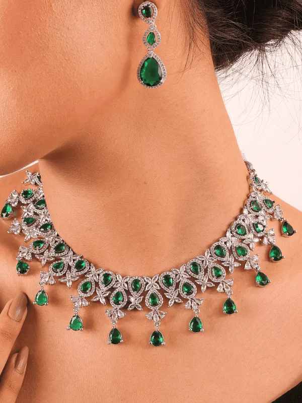 Emerald_Elegance_AD_Necklace_Set
