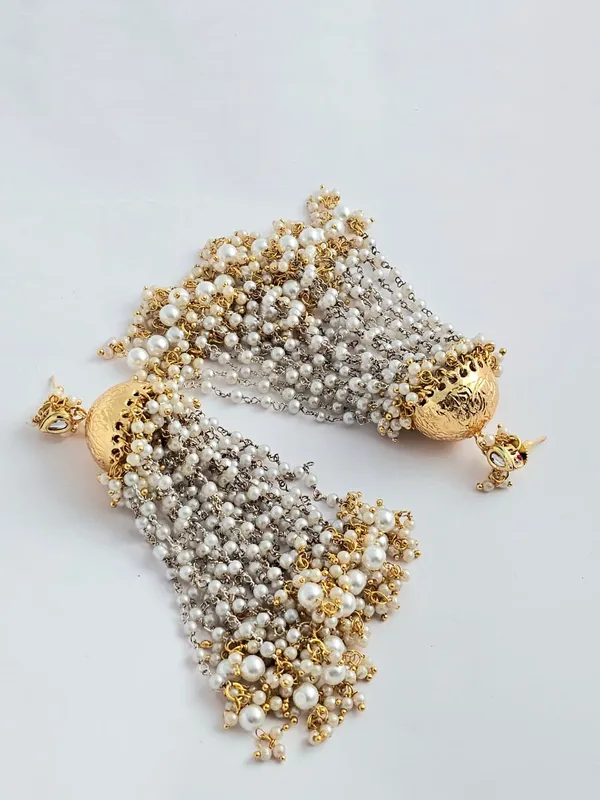 Divyana_Pachi_Kundan_Jhumkas