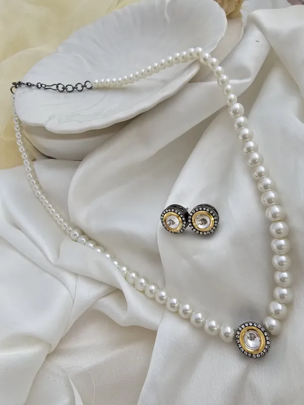 Stella_Semi-Precious_Pearl_Necklace_Set