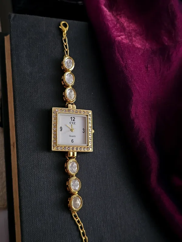 Kundan_Radiance_Square_Dial_Watch