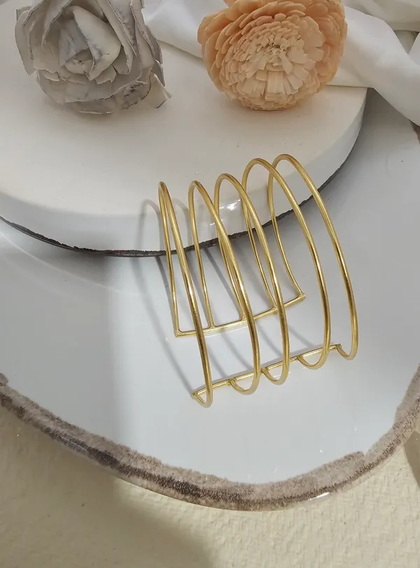 Binnis_Wardrobe_Anti_Tarnish_Golden_Tanvi__Handcuff_Bracelet