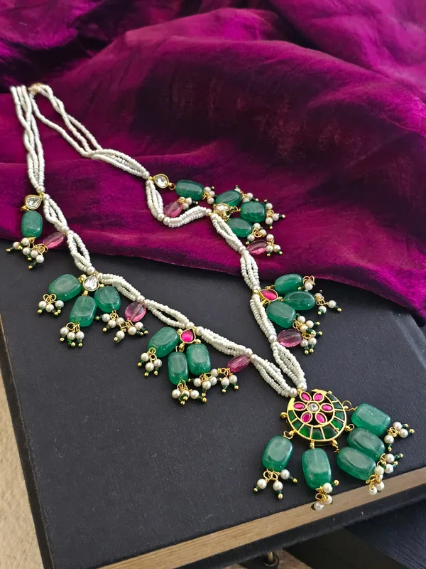 Trivara_Necklace