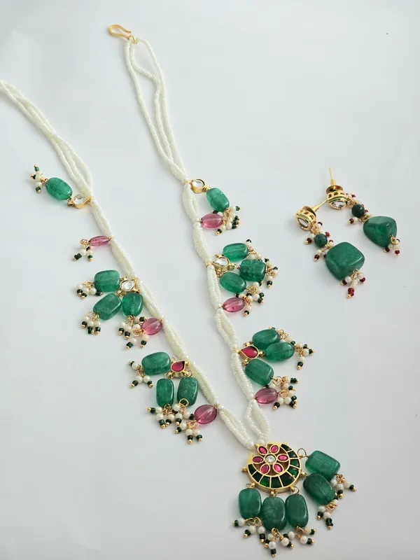 Trivara_Necklace