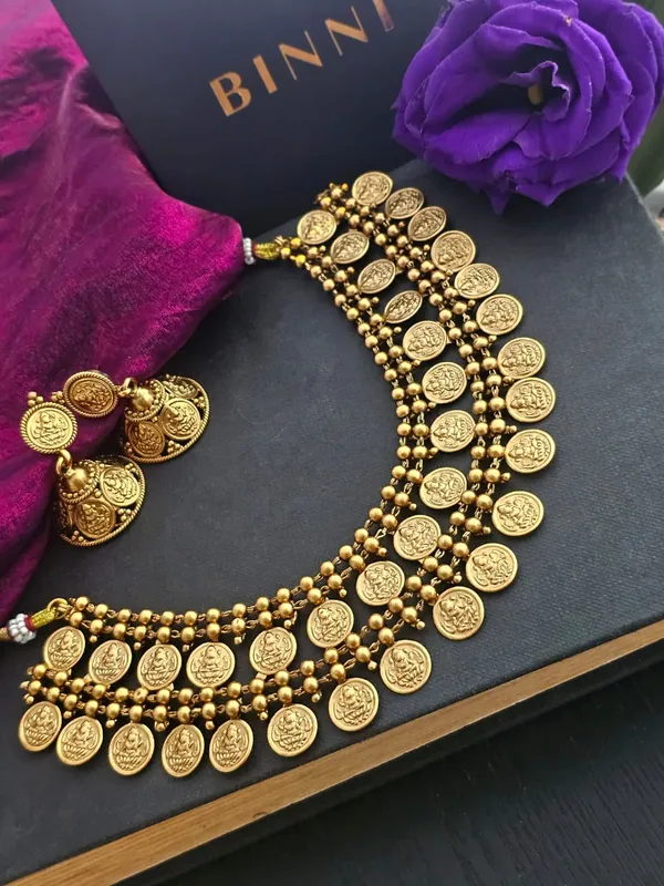 Lakshmi_Divine_Necklace_Set