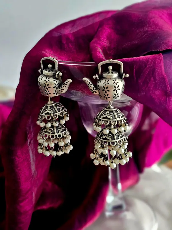 German_silver_tea_pot_earring