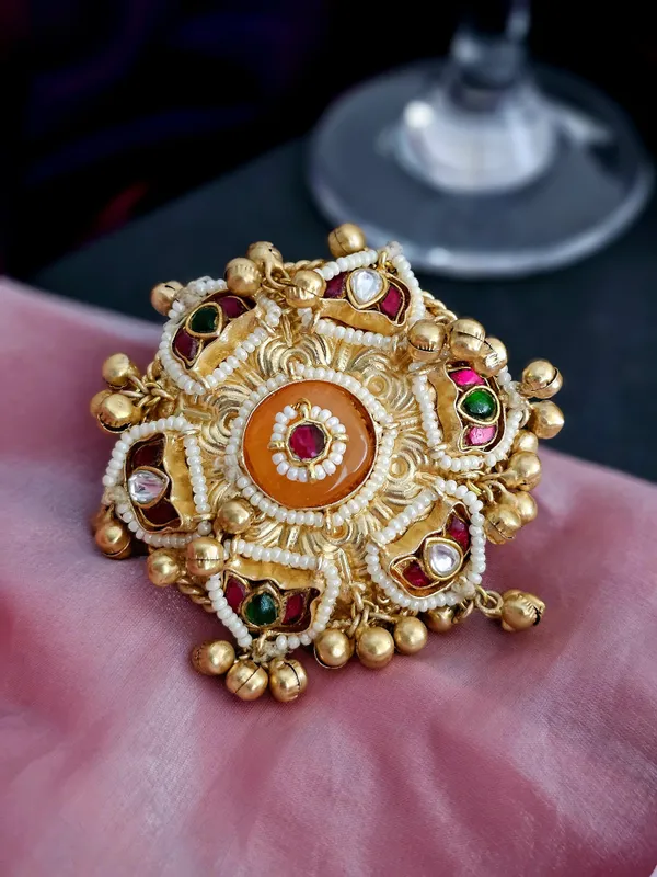 Majestic_Brass_Aura_Ring