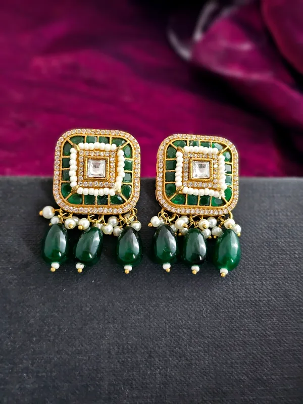 Meera_Classi_Studs