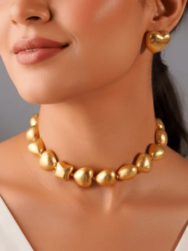 Amoria_Heart_Choker_Set