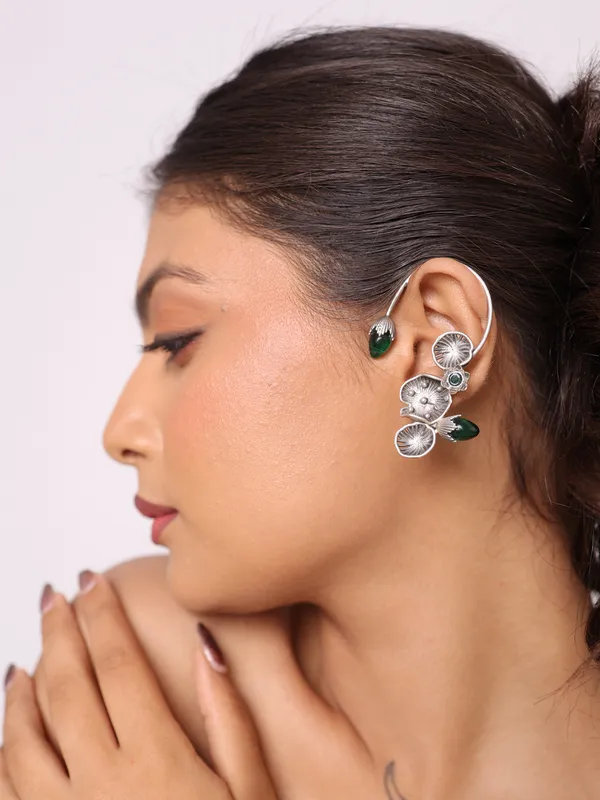 Sylvara_Green_Ear_Cuff