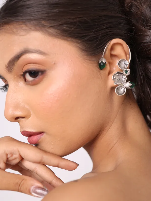 Sylvara_Green_Ear_Cuff