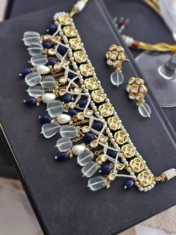 Samira_Light_Blue_Pachi_Kundan_Necklace_Set