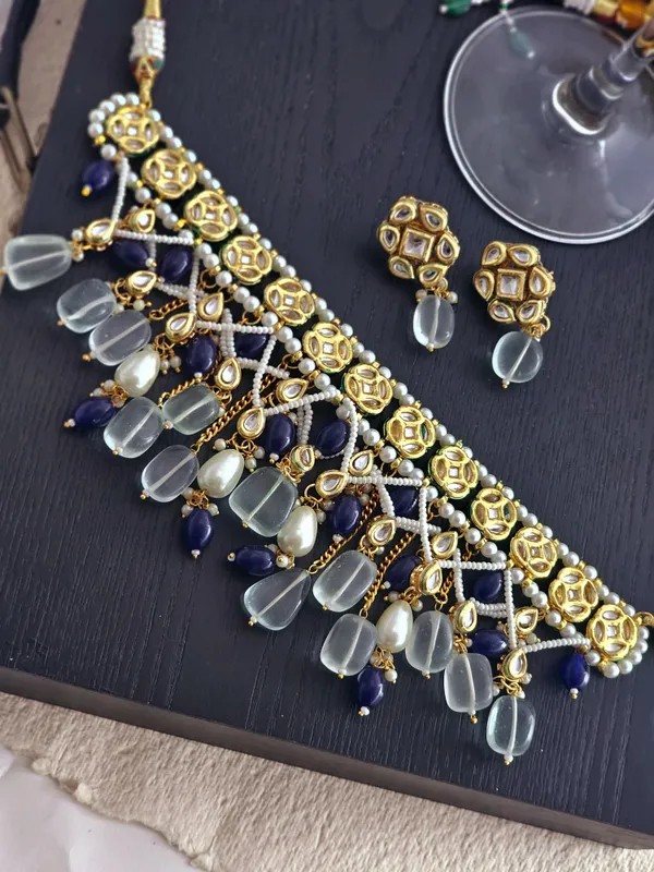 Samira_Light_Blue_Pachi_Kundan_Necklace_Set