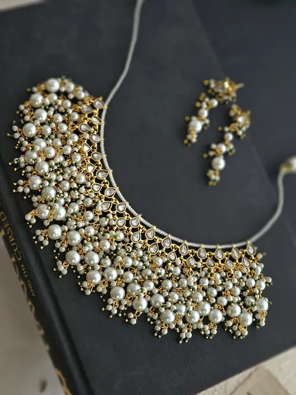 Pearl_Majesty_Pachi_Kundan_Necklace_Set