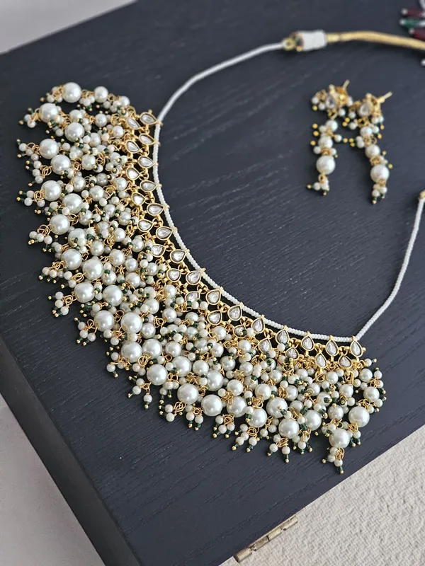 Pearl_Majesty_Pachi_Kundan_Necklace_Set