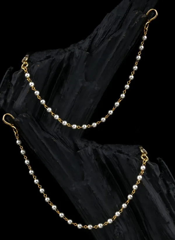 Pearl_Strand_Charm_Earchain