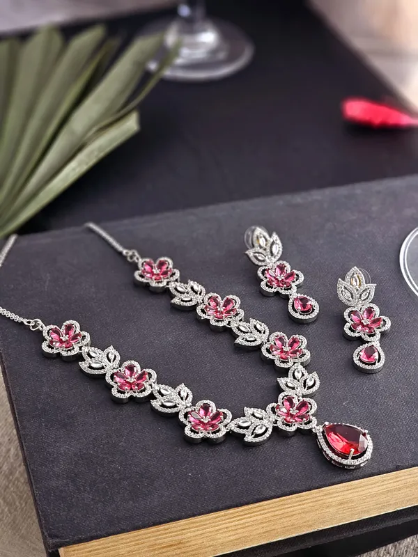 Rosabelle_Bloom_Necklace_Set