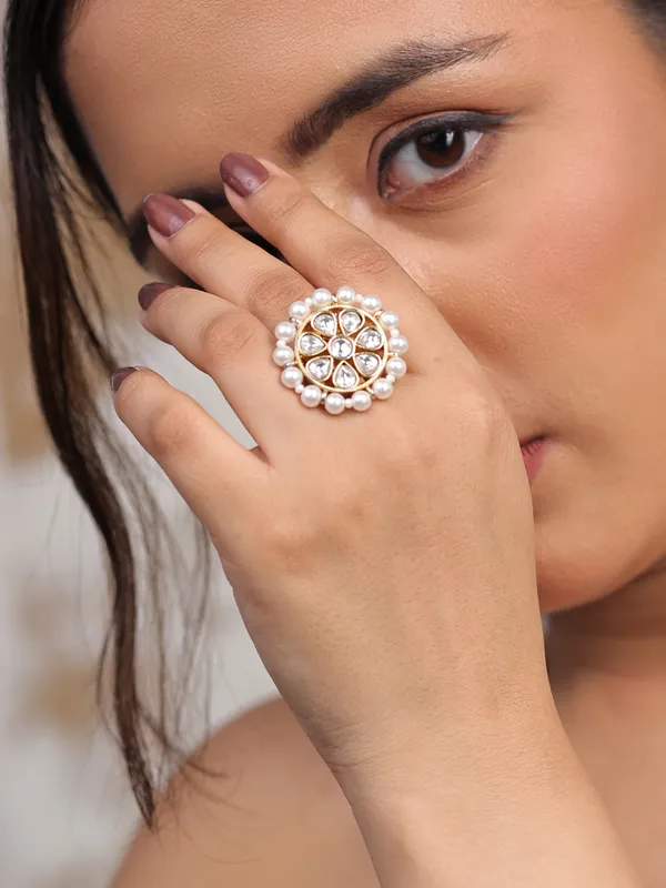 Royal_Glow_Kundan_Pearl_Ring