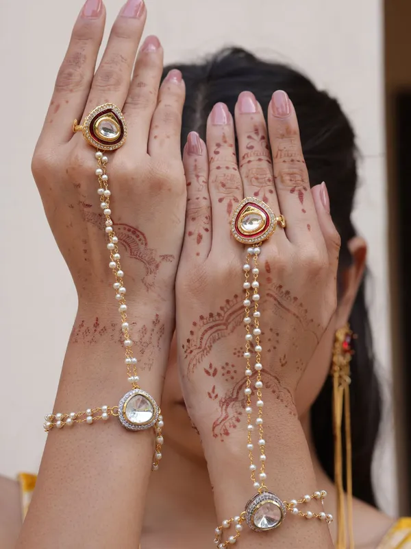 Royal_Radiance_Kundan_Hathphool_(Pair)