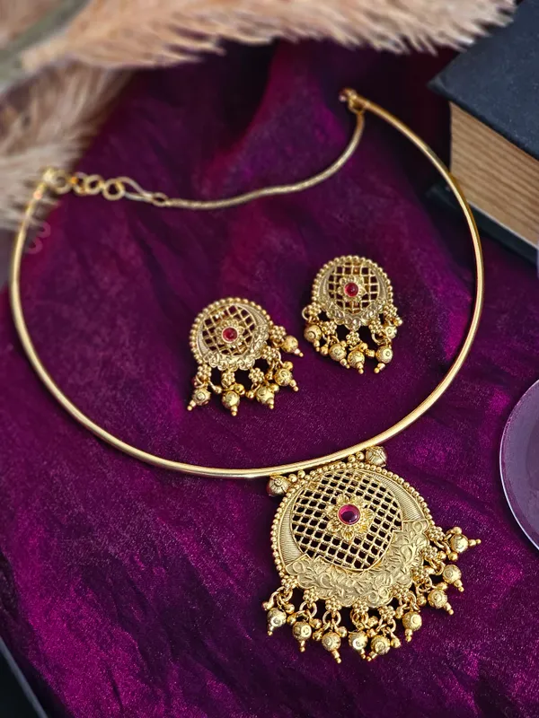 Ruby_Glow_Hasuli_Pendant