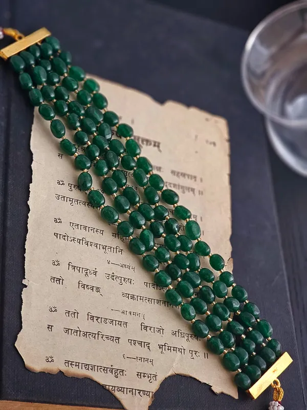 Verdura_Layered_Green_Duldul_Bead_Choker_with_Adjustable_Tassel