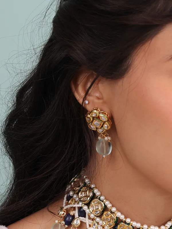 Samira_Light_Blue_Pachi_Kundan_Necklace_Set