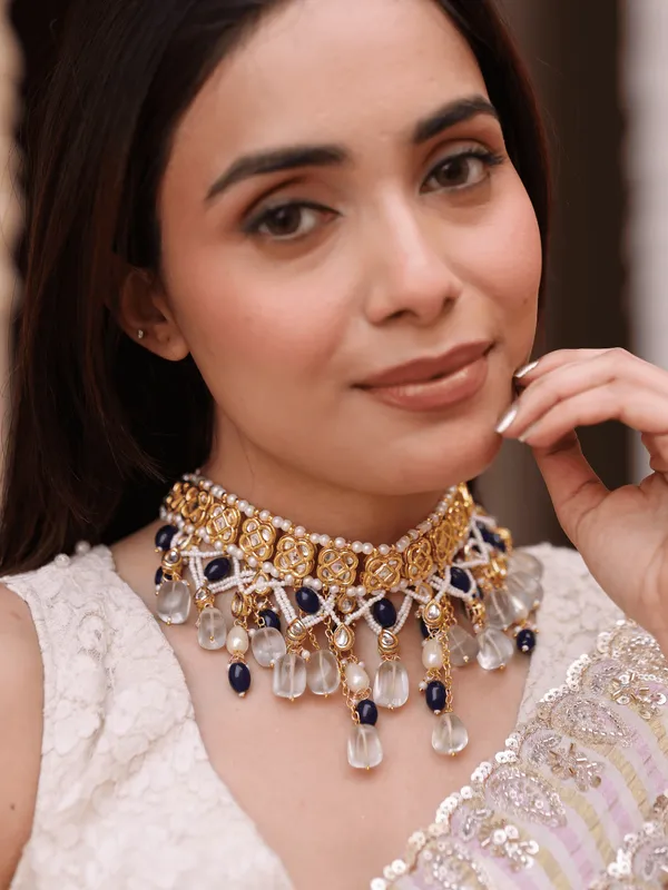 Samira_Light_Blue_Pachi_Kundan_Necklace_Set