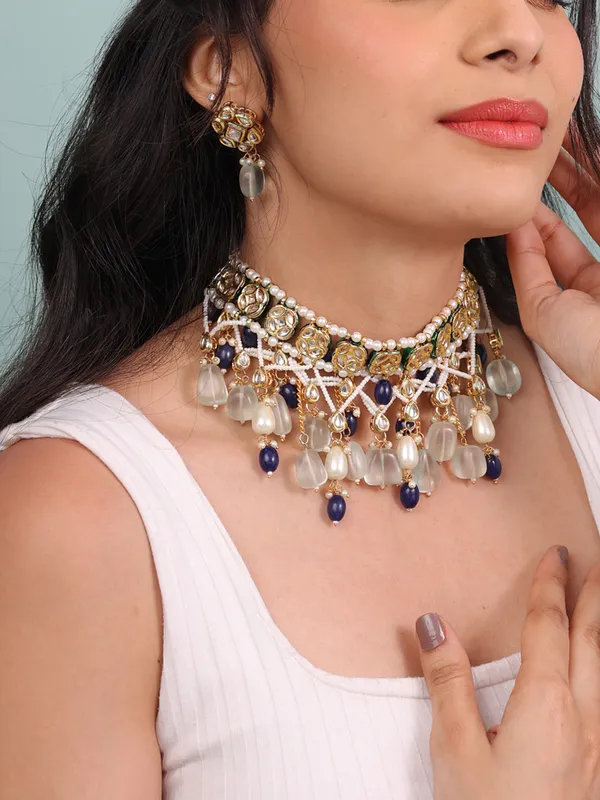 Samira_Light_Blue_Pachi_Kundan_Necklace_Set