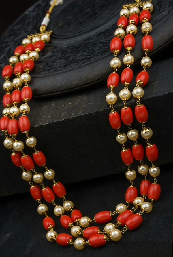 Scarlet_Pear_Glow_Necklace