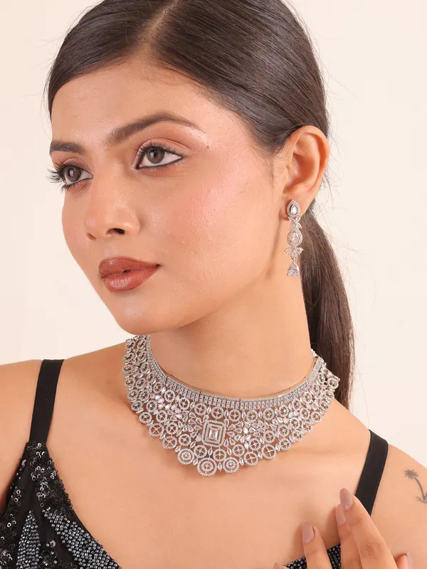 Silver_Petal_AD_Necklace_Set