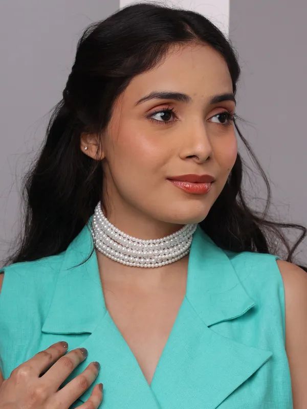 Sorelle_Pearl_Layered_Choker