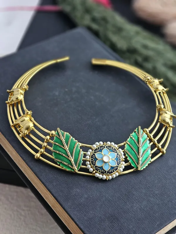 Golden_Rajwada_Neelkamal_Flower_Choker