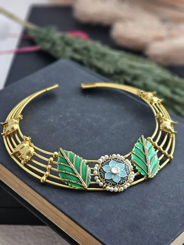 Golden_Rajwada_Neelkamal_Flower_Choker